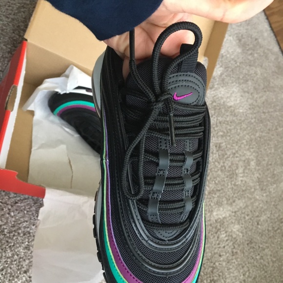 Air max 97s Grapes - Picture 3 of 8